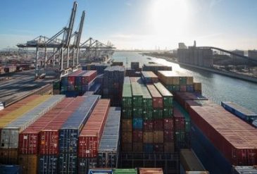 PORT OF ROTTERDAM 400x267