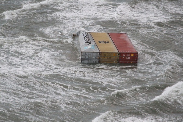 Nuevas-medidas-para-controlar-la-pérdida-de-contenedores-en-el-mar