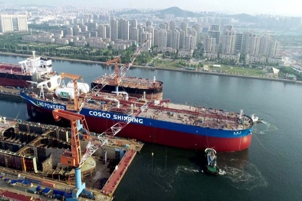 Cosco-realiza-las-primeras-pruebas-de-su-petrolero-con-motor-dual-fuel-a-GNL