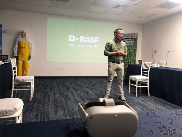BASF-Showroom1