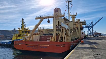 Ian-Taylor-agencia-buque-cientifico-en-Puerto-de-San-Vicente-420x236