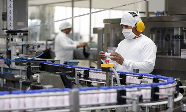 ecuador-firma-protocolo-para-exportar-lacteos-a-china-ecuador221.com_.ec_