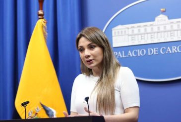 3ed83047a77765cfa4da43f668d7af51_XL