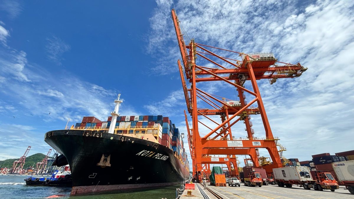 Contecon-Manzanillo-recibe-nuevo-servicio-maritimo-de-PIL-que-une-Asia-con-America-Latina-scaled-e1751659652289