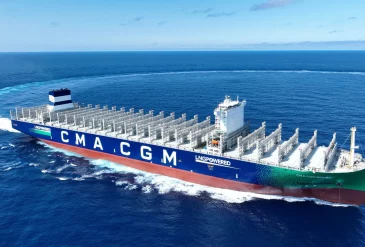 Portacontenedores-CMA-CGM-SEINE-de-GNL-entra-en-servicio